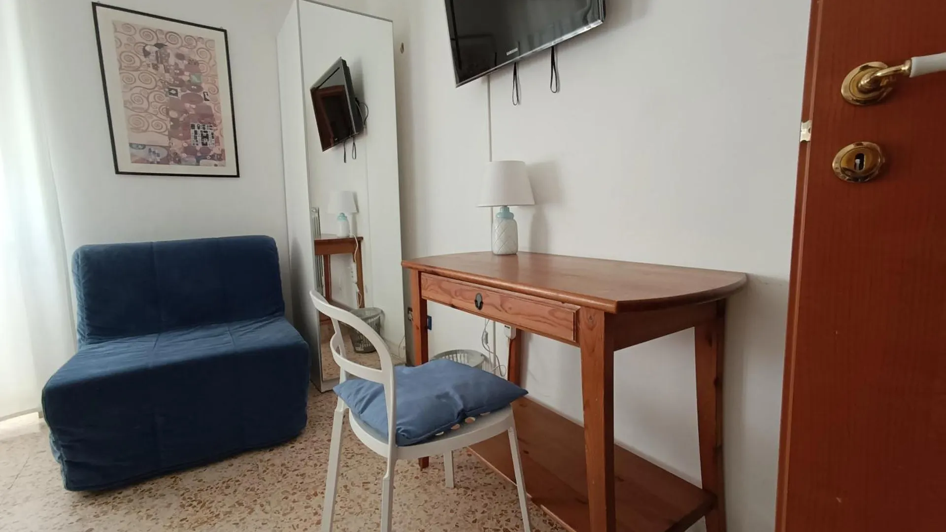 Bed Bike Breakfast Al Centro Di Roma Bed & Breakfast 0*, Rome Italy